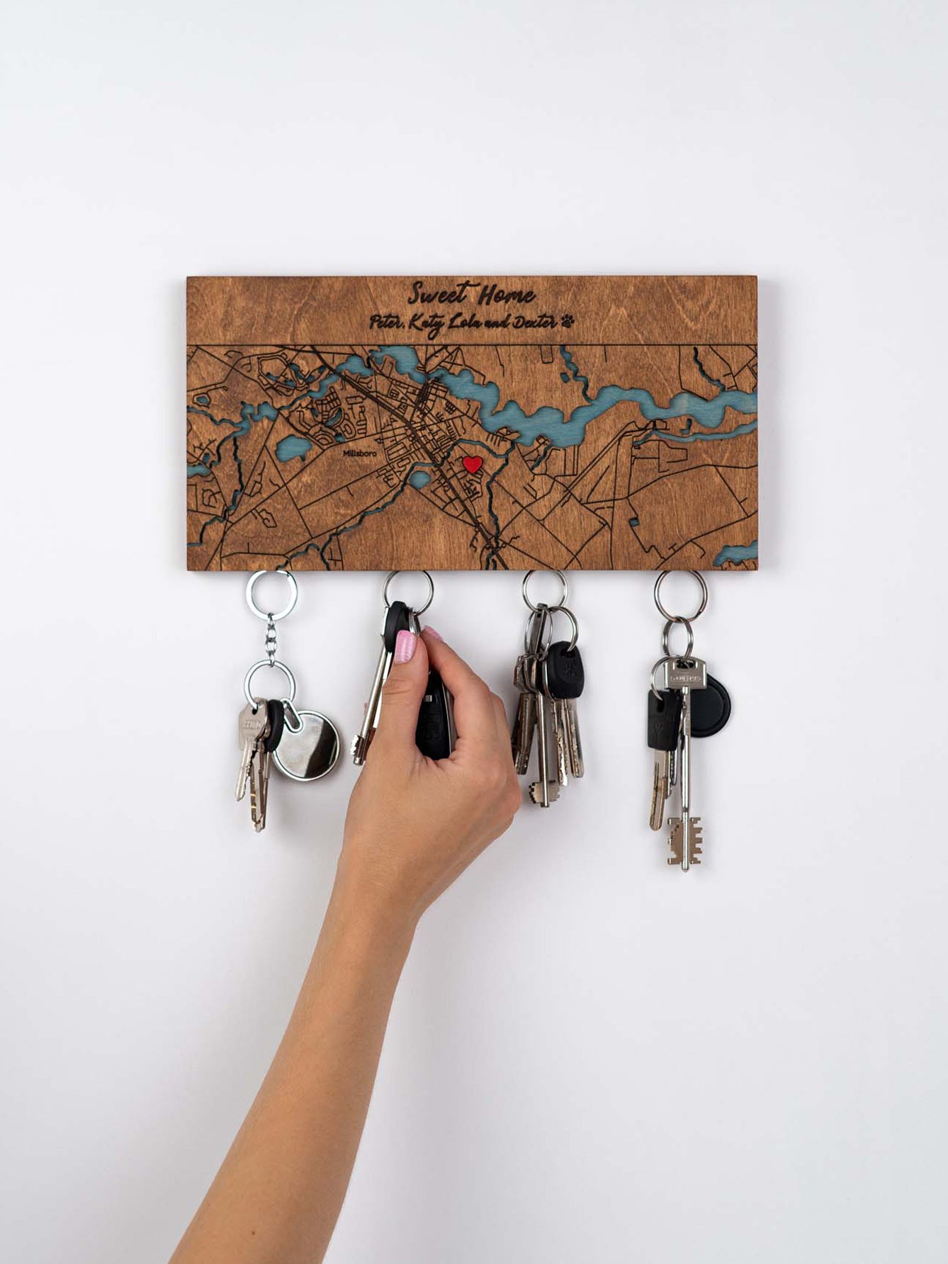 Magnetic Wooden Keyholder Sweet Home