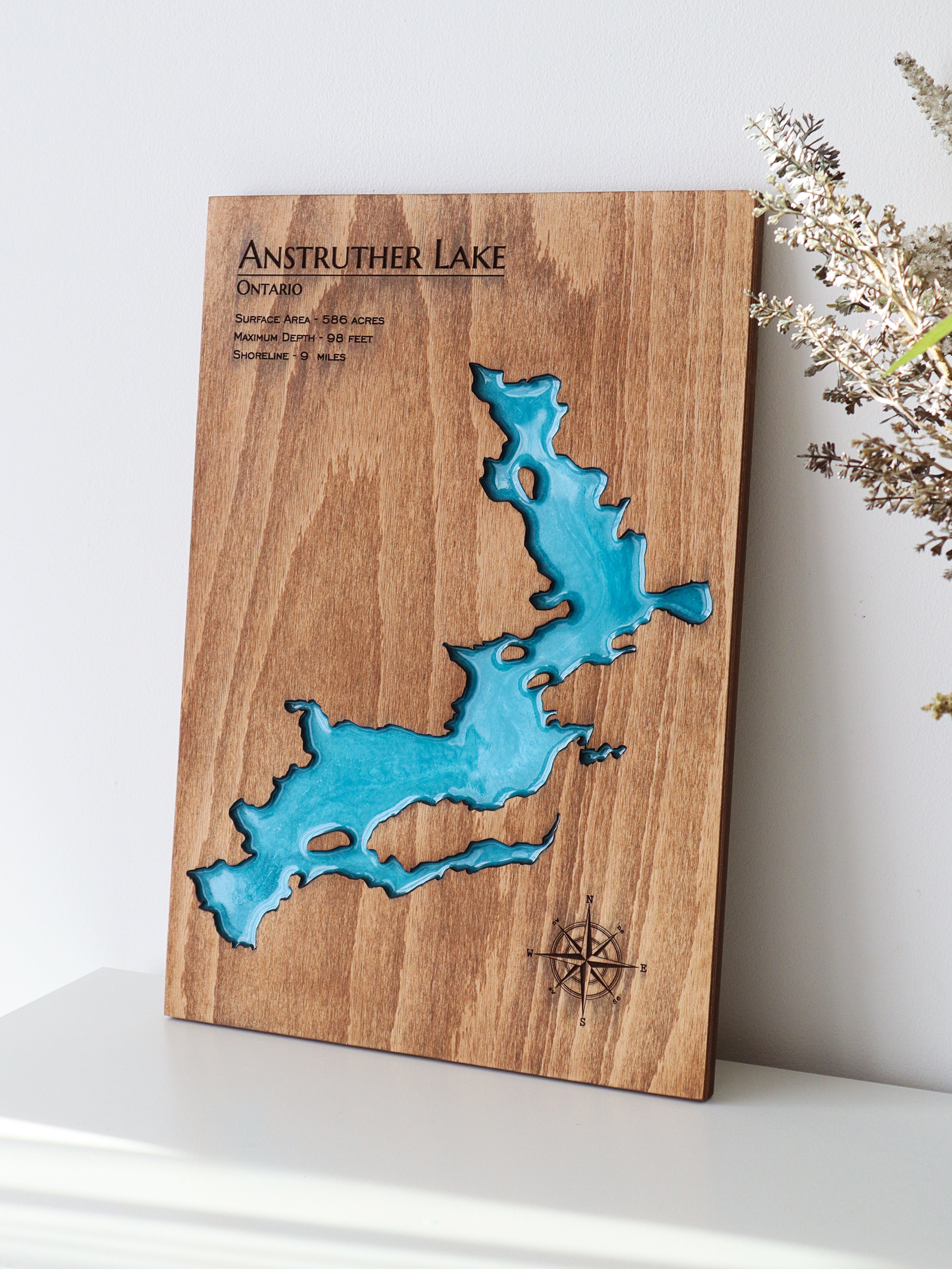 Lake map with wooden and epoxy resin lake